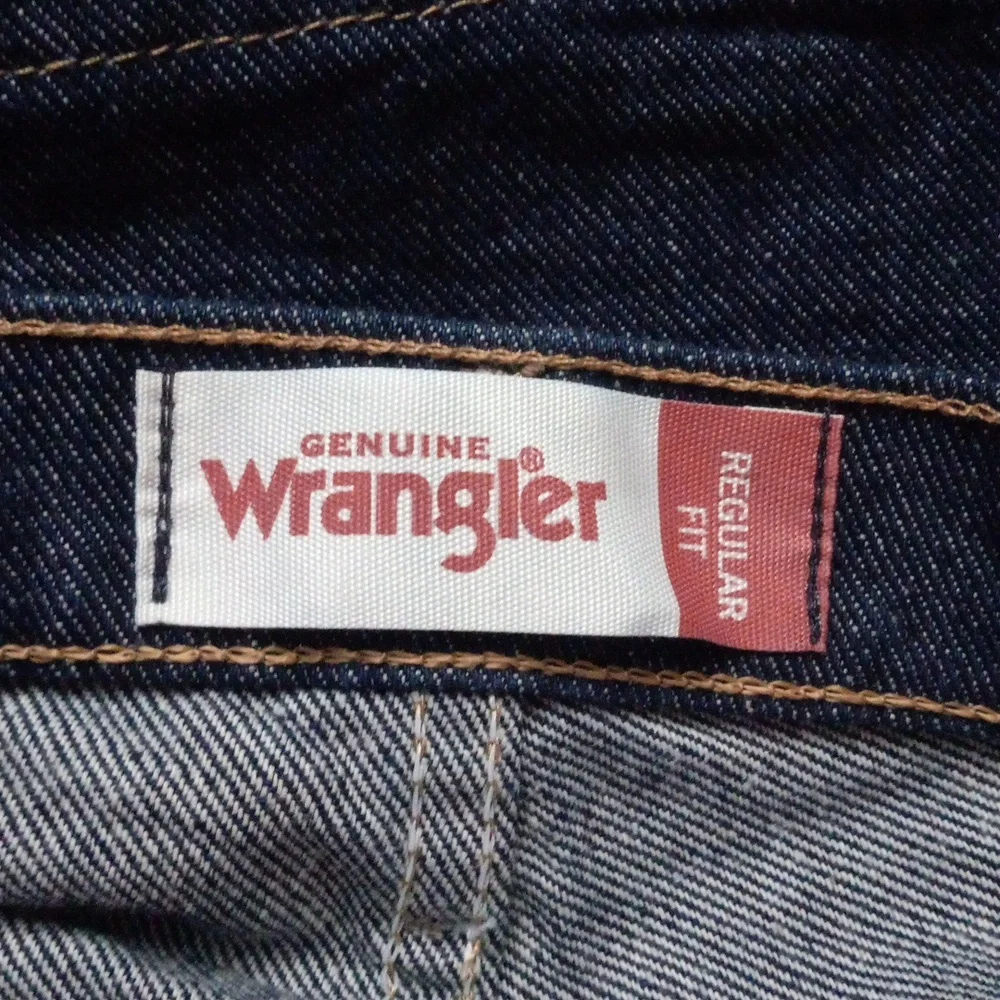 Wrangler Jeans - Picture 5 of 6